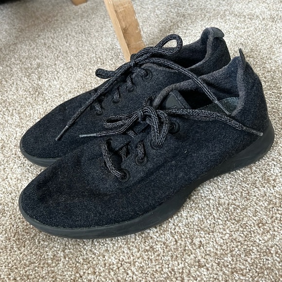 Allbird Wool Runners - Picture 2 of 5